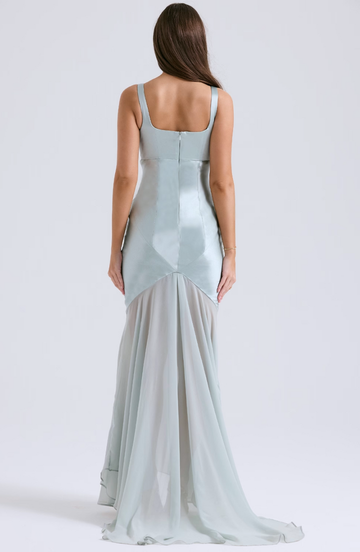 Pia Maxi Dress