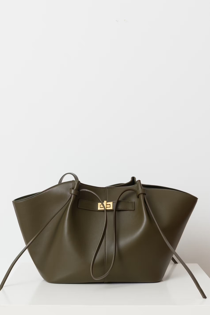Vera Spacious Tote Bag