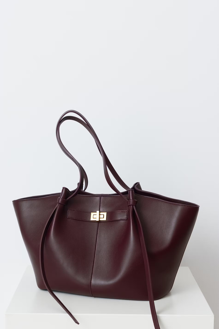 Vera Spacious Tote Bag