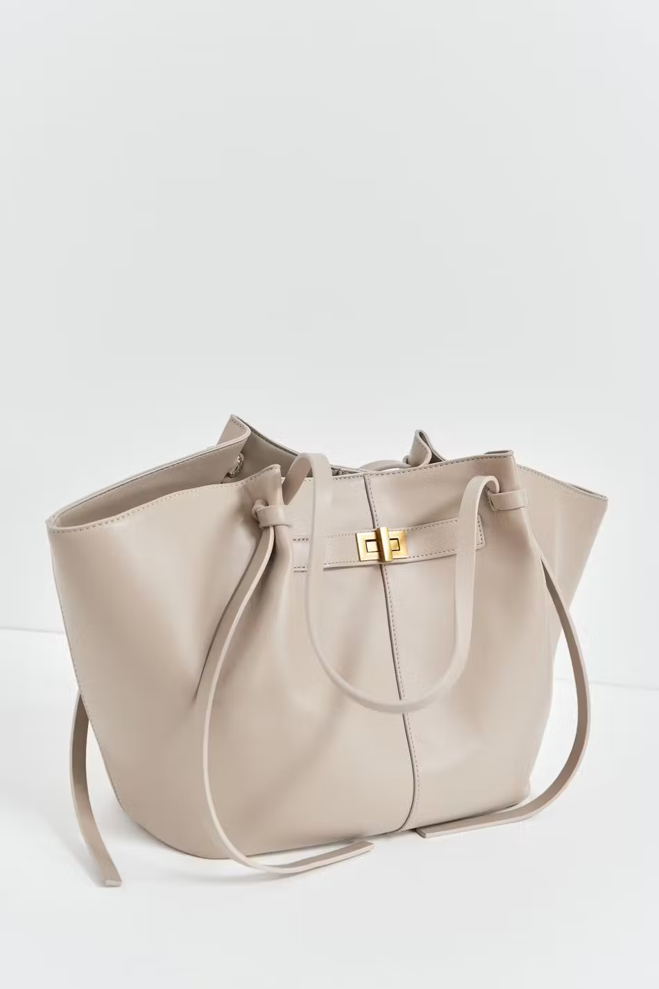 Vera Spacious Tote Bag