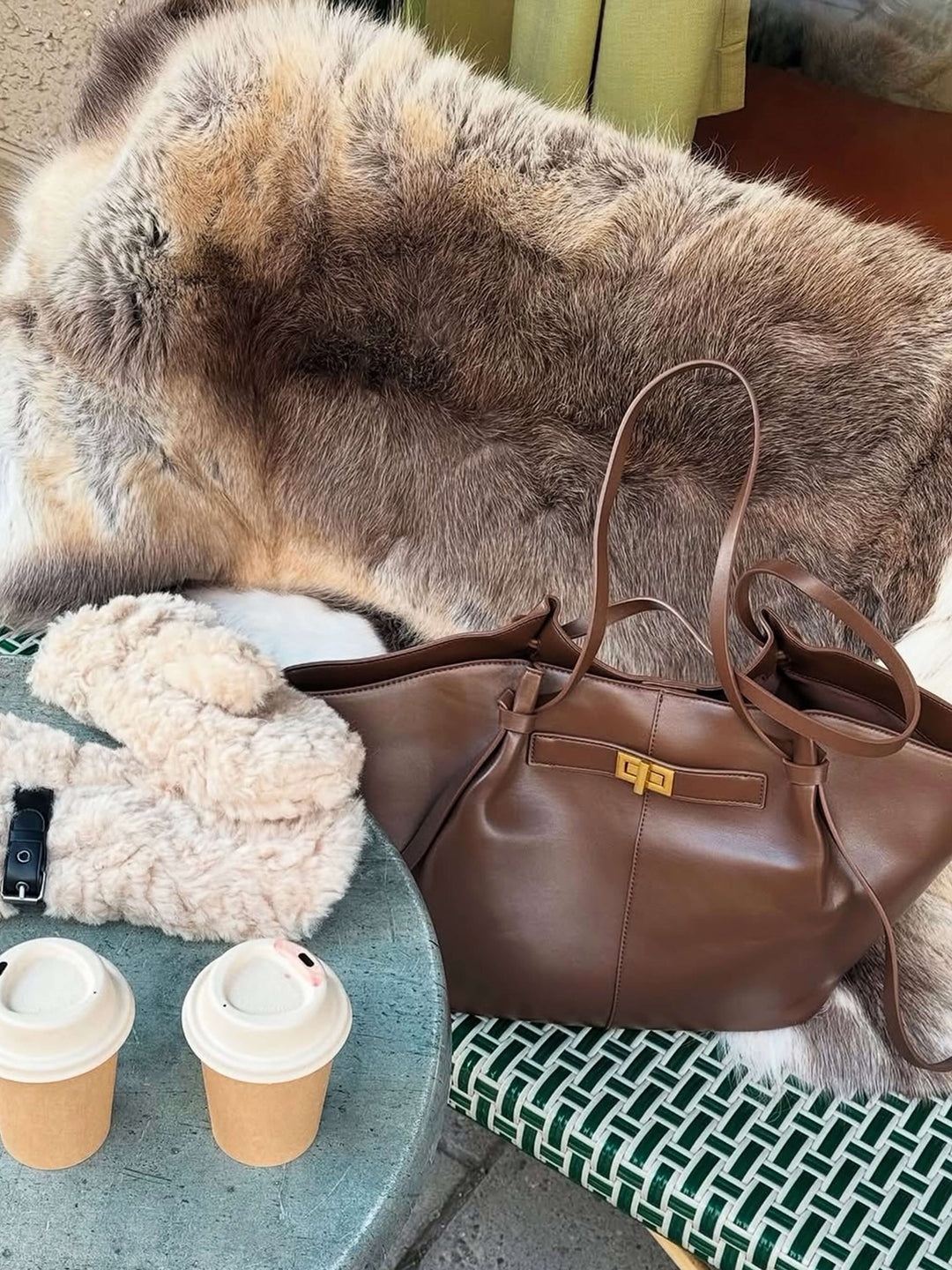Vera Spacious Tote Bag